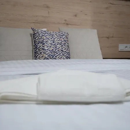 Pilot Hotel 4*